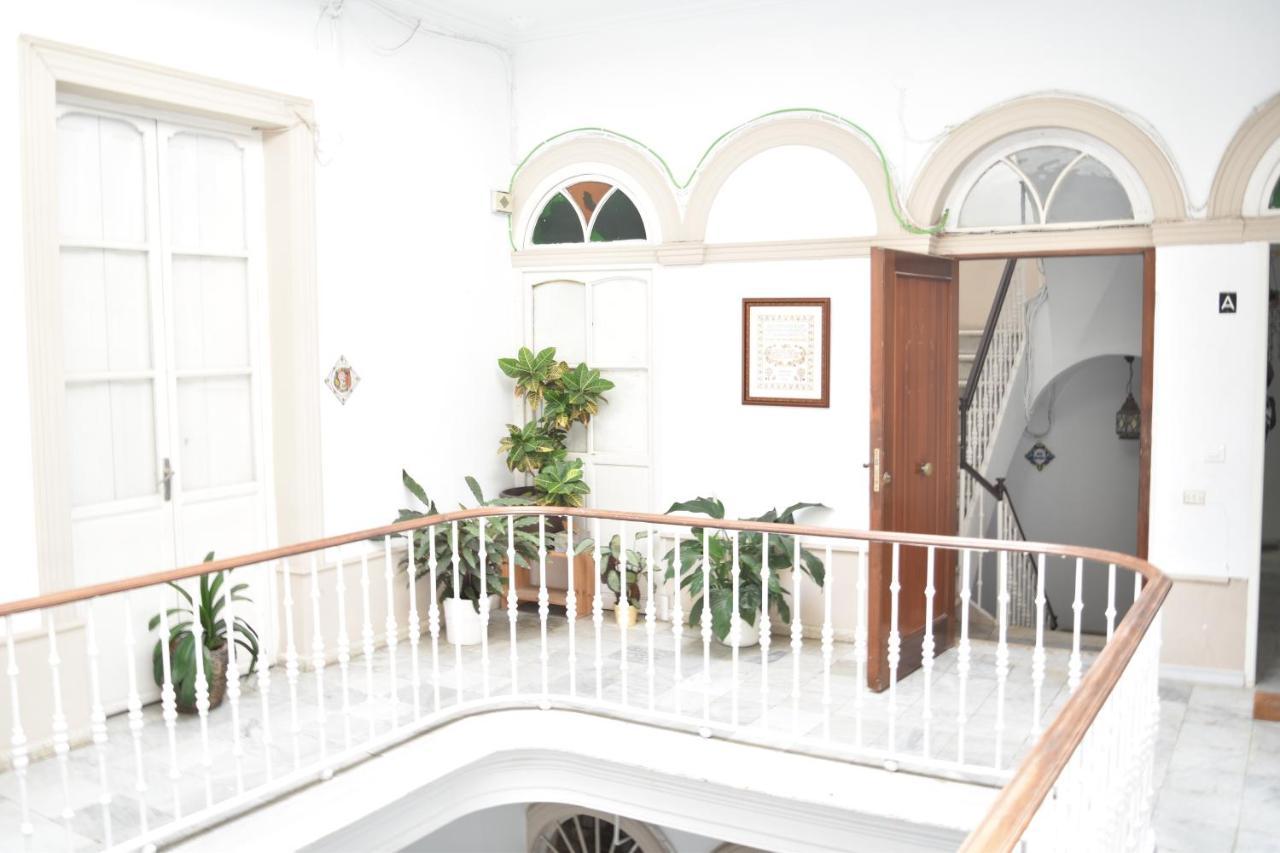 Apartamentos Veedor Cadiz Bagian luar foto