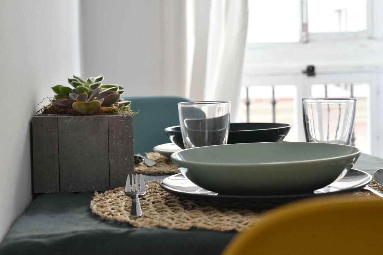 Apartamentos Veedor Cadiz Bagian luar foto
